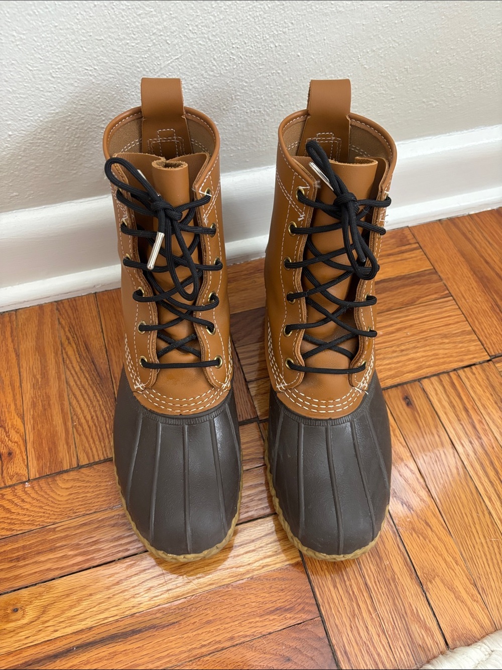 LL Bean Mens Duck Boot - size 9